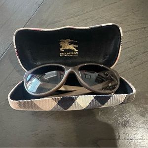 Women’s Burberry Sunglasses